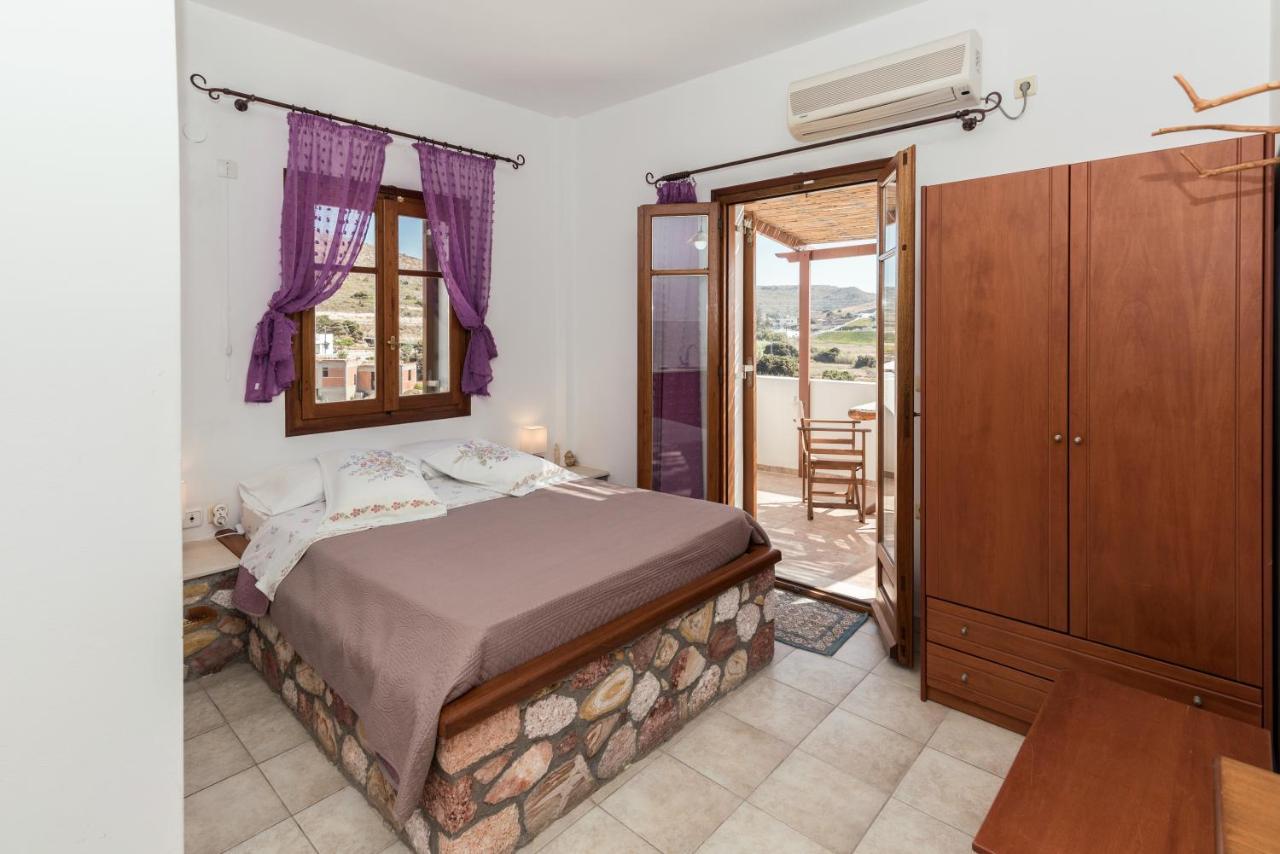 Vesleme Hotel Pachaina Buitenkant foto